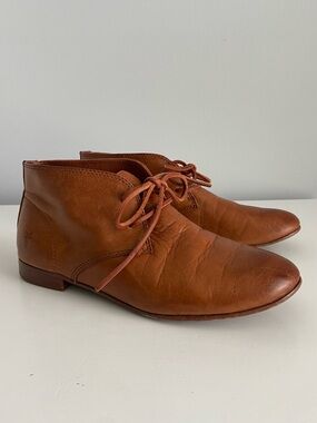 Frye 7.5 Women’s Leather Jillian Chukka Boots Minimalist Ankle Casual Classic